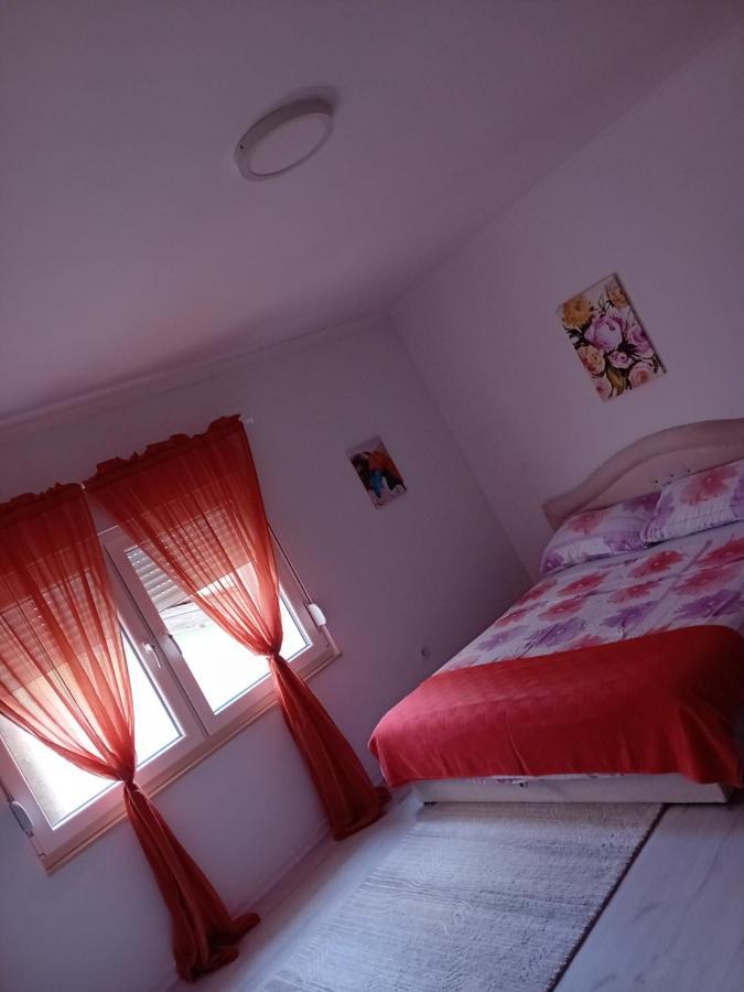 Apartment Centar Of City Mostar Exterior photo